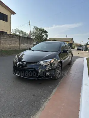 Toyota Corolla S 4dr Sedan (1.8L 4cyl CVT) 2015 Black