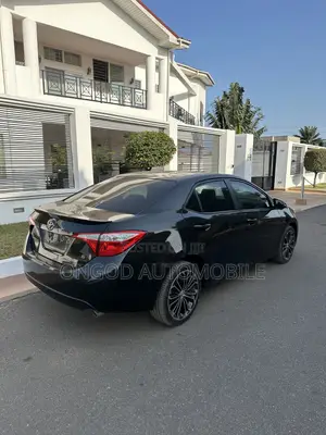 Toyota Corolla S 4dr Sedan (1.8L 4cyl CVT) 2015 Black