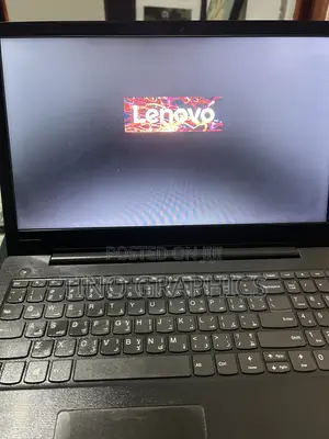 Laptop Lenovo V130 4GB Intel Core i3 HDD 500GB