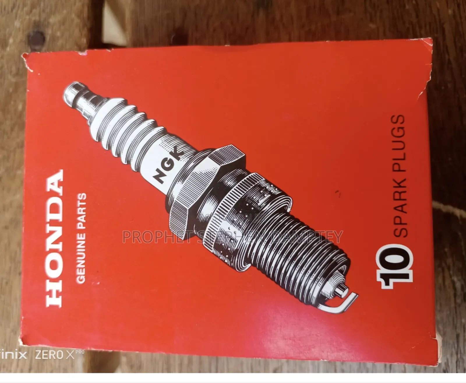 All Kinds of Honda Plugs