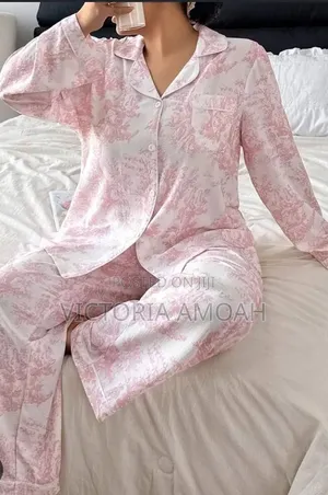 Luxury Unisex Lounge Wear Sleepwear