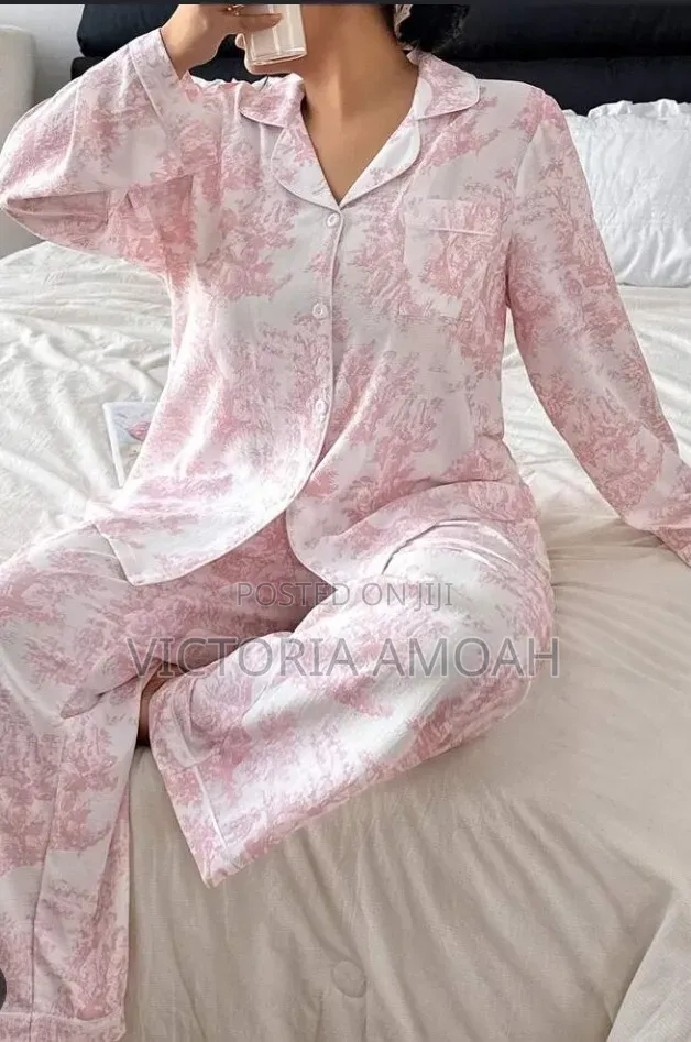 Luxury Unisex Lounge Wear Sleepwear