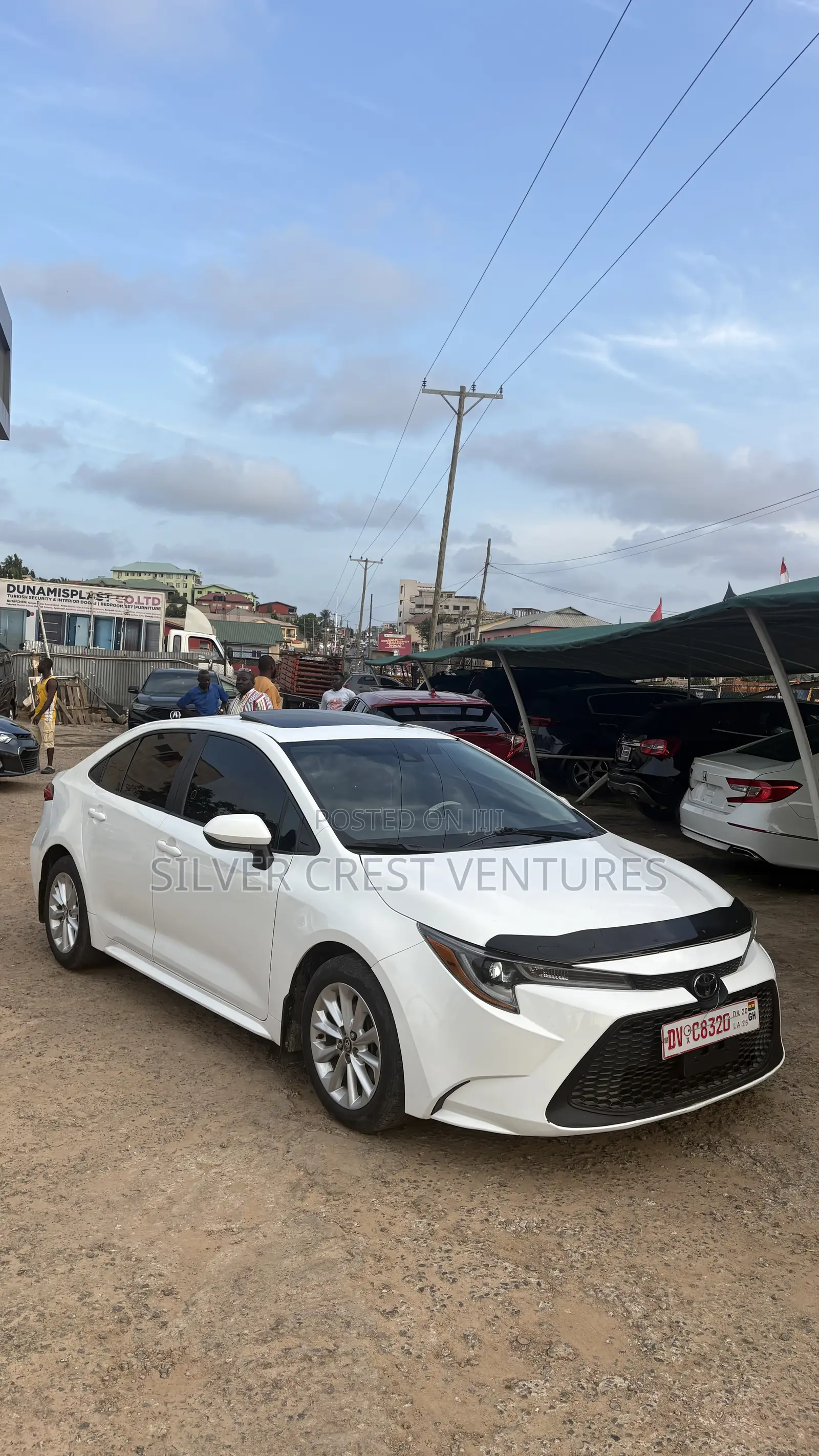 Toyota Corolla LE 2020 White
