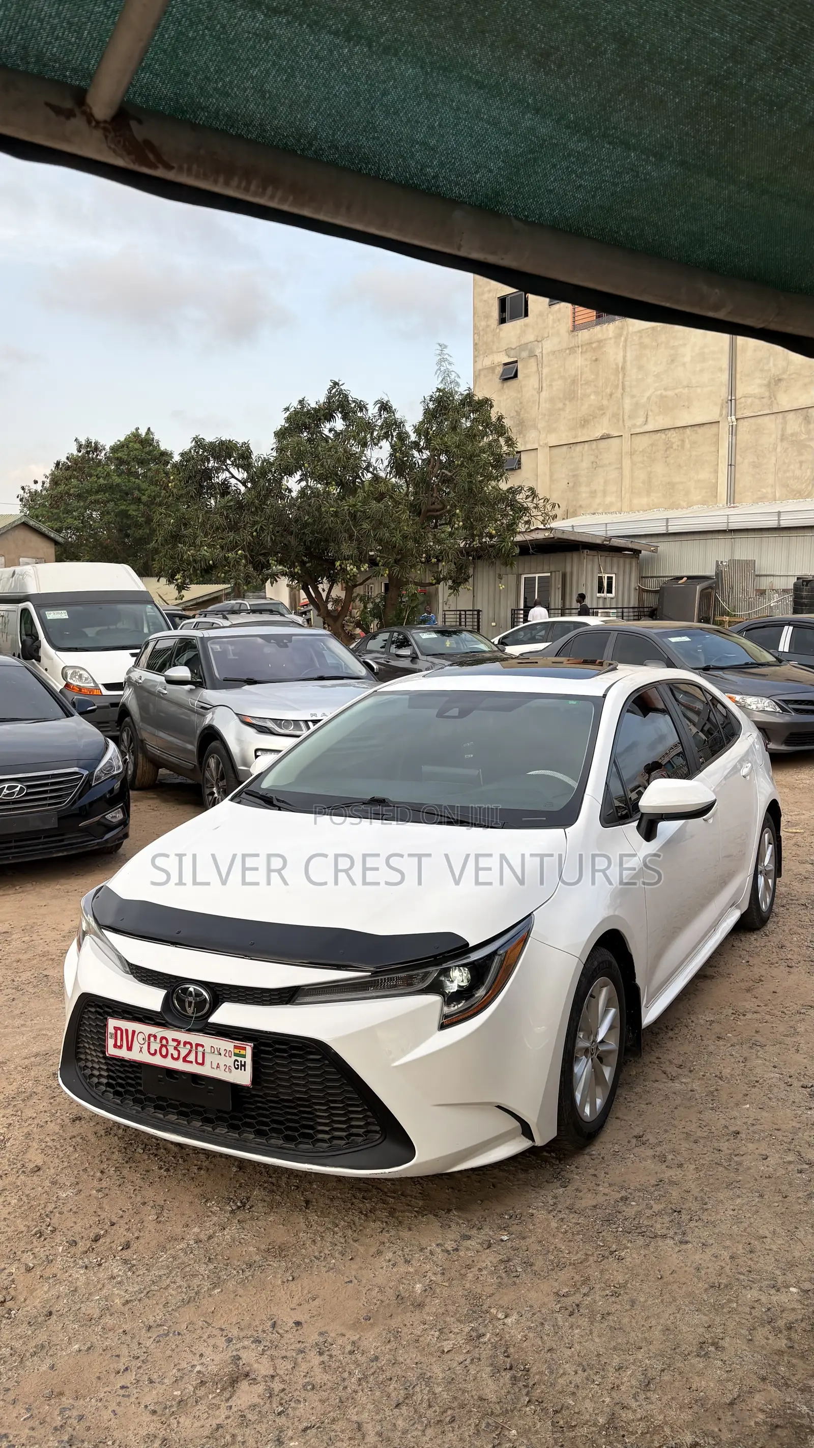 Toyota Corolla LE 2020 White
