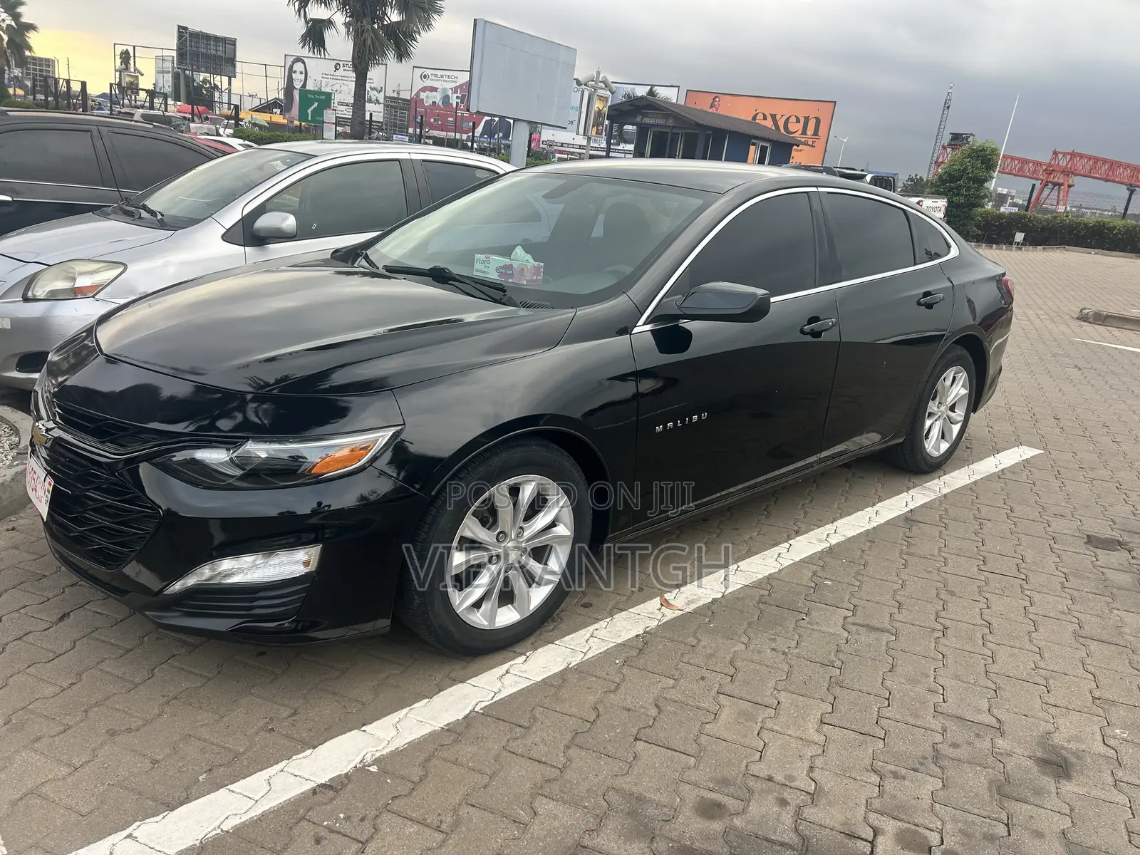 Chevrolet Malibu L 2019 Black