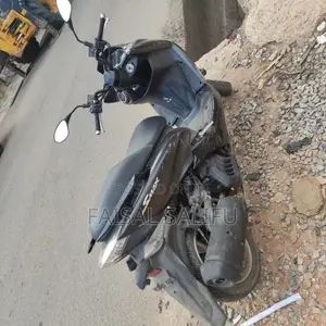 Yamaha 2016 Black