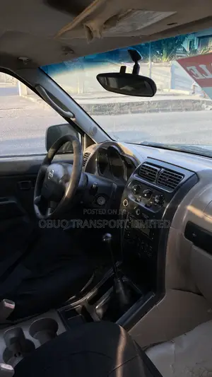 Nissan Frontier 2004 Black