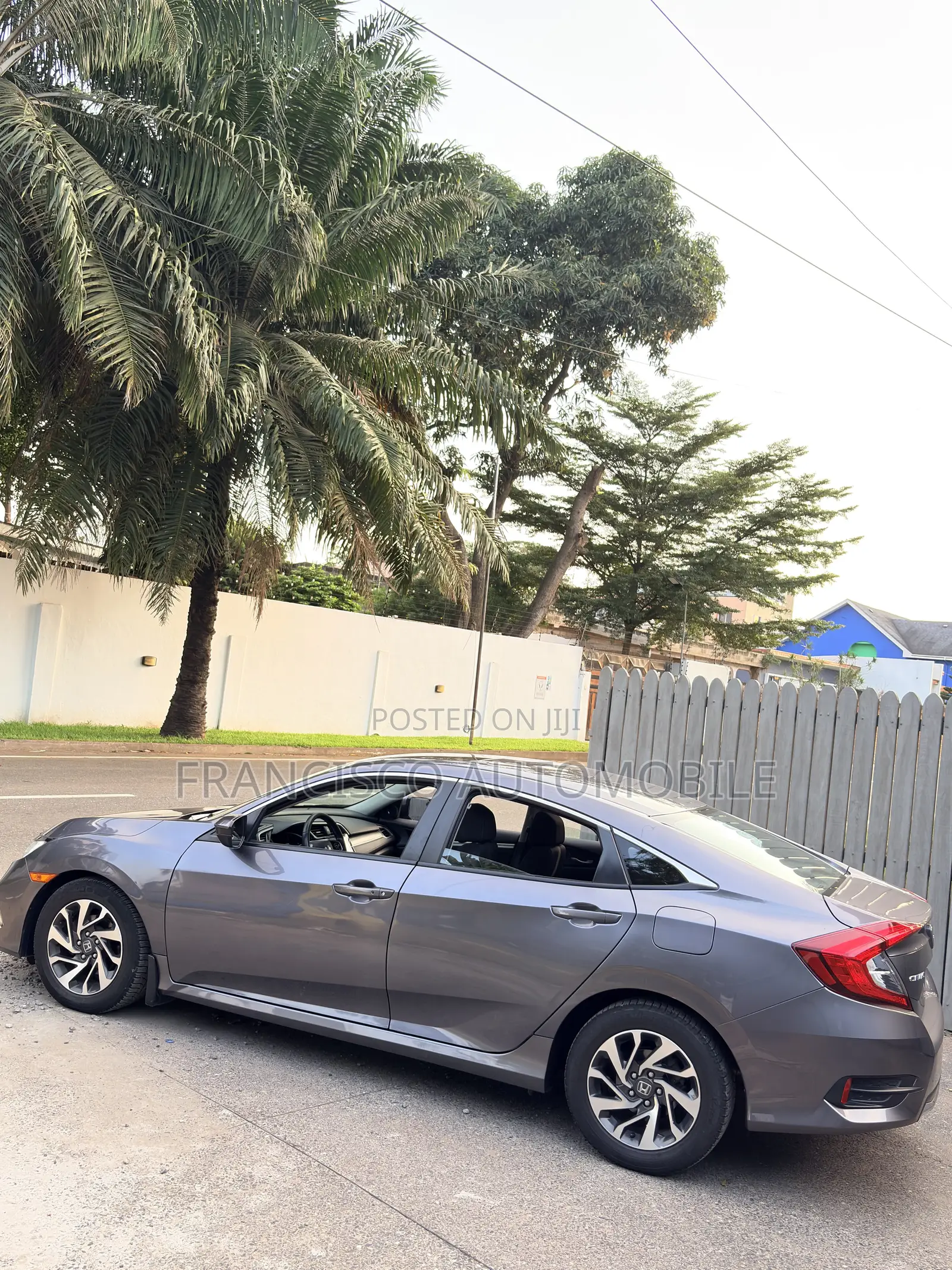 Honda Civic EX Sedan 2020 Gray