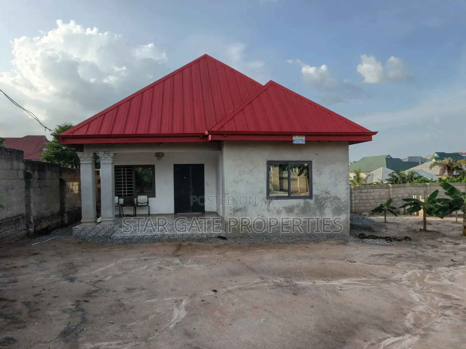 2bdrm House in Tikrom, Adako Jarchi, Kumasi Metropolitan for sale