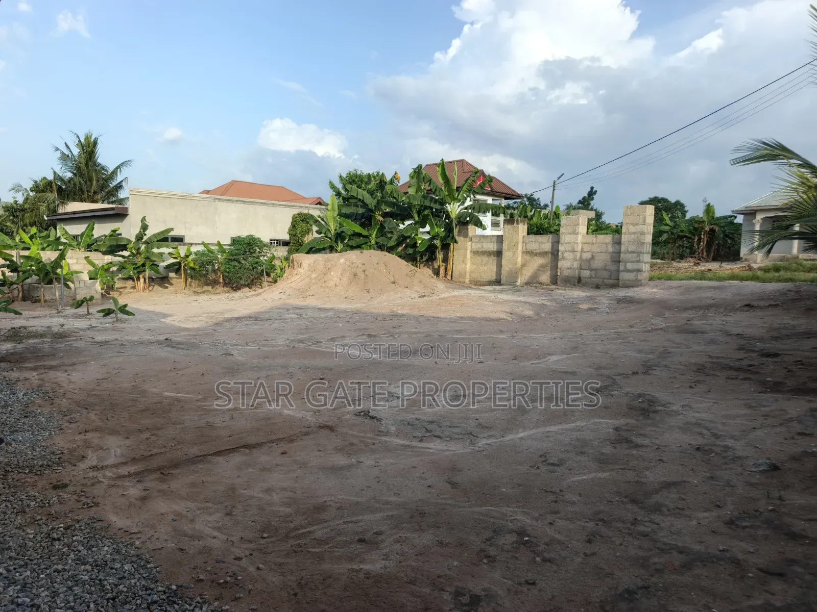 2bdrm House in Tikrom, Adako Jarchi, Kumasi Metropolitan for sale