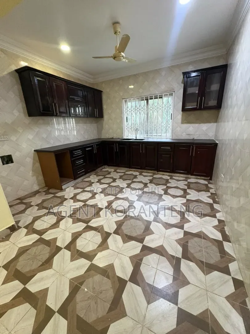 Furnished 2bdrm Apartment in Oyarifa Mall Area for rent