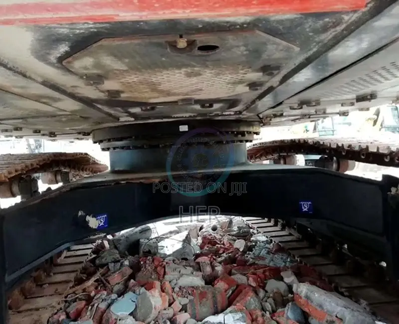 Hitachi ZX210-3 Excavator 2022 680hrs Shanghai