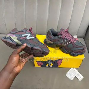 New Balance 9060