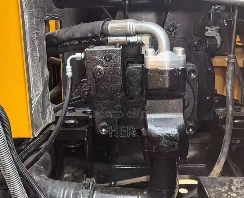 Sany SY95C Excavator 2023 680hrs Shanghai Export