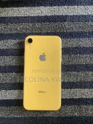 Apple iPhone XR 128 GB Yellow