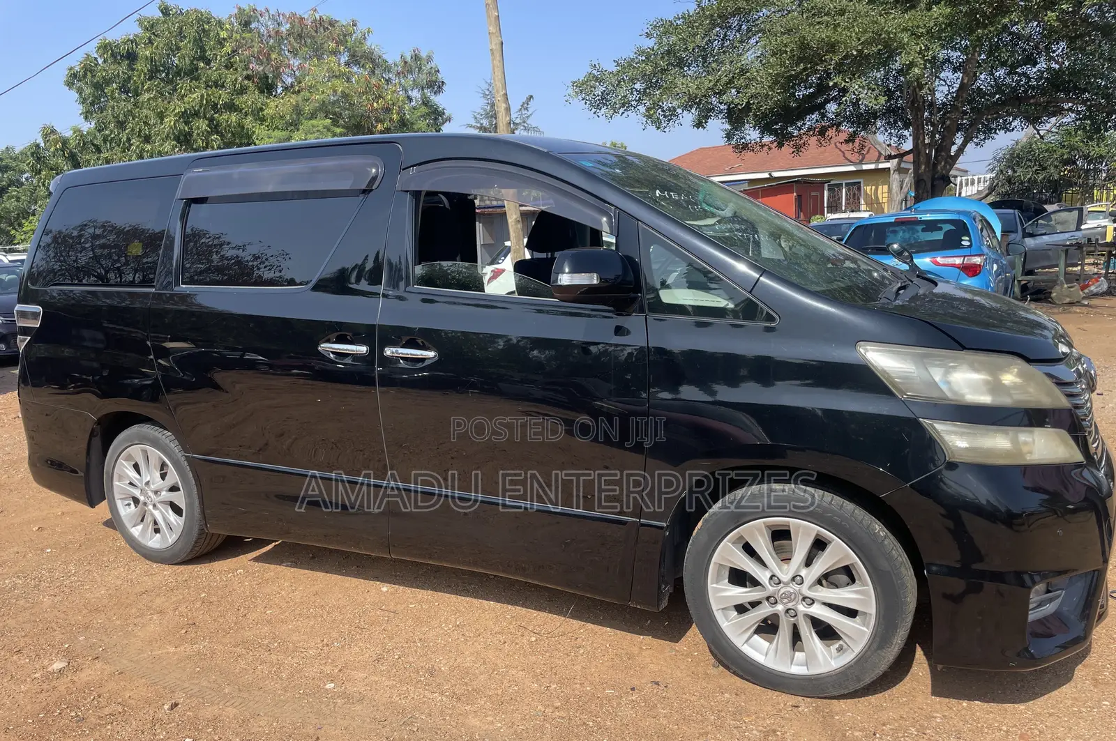 Toyota Vellfire V 2.4 FWD 8-Seater 2011 Black