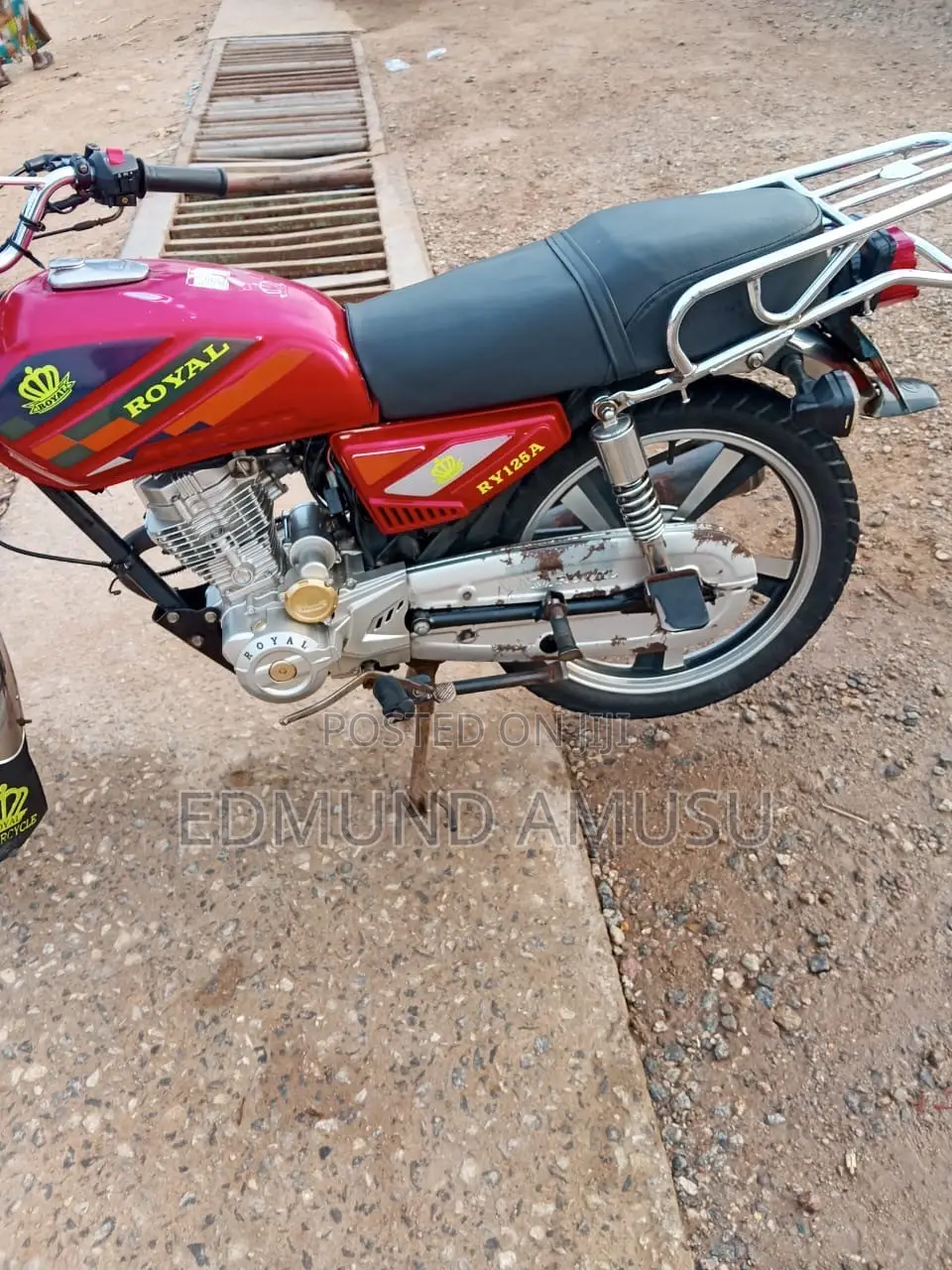 Royal RY125 2025 Red