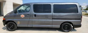 Toyota HiAce 2013 Black