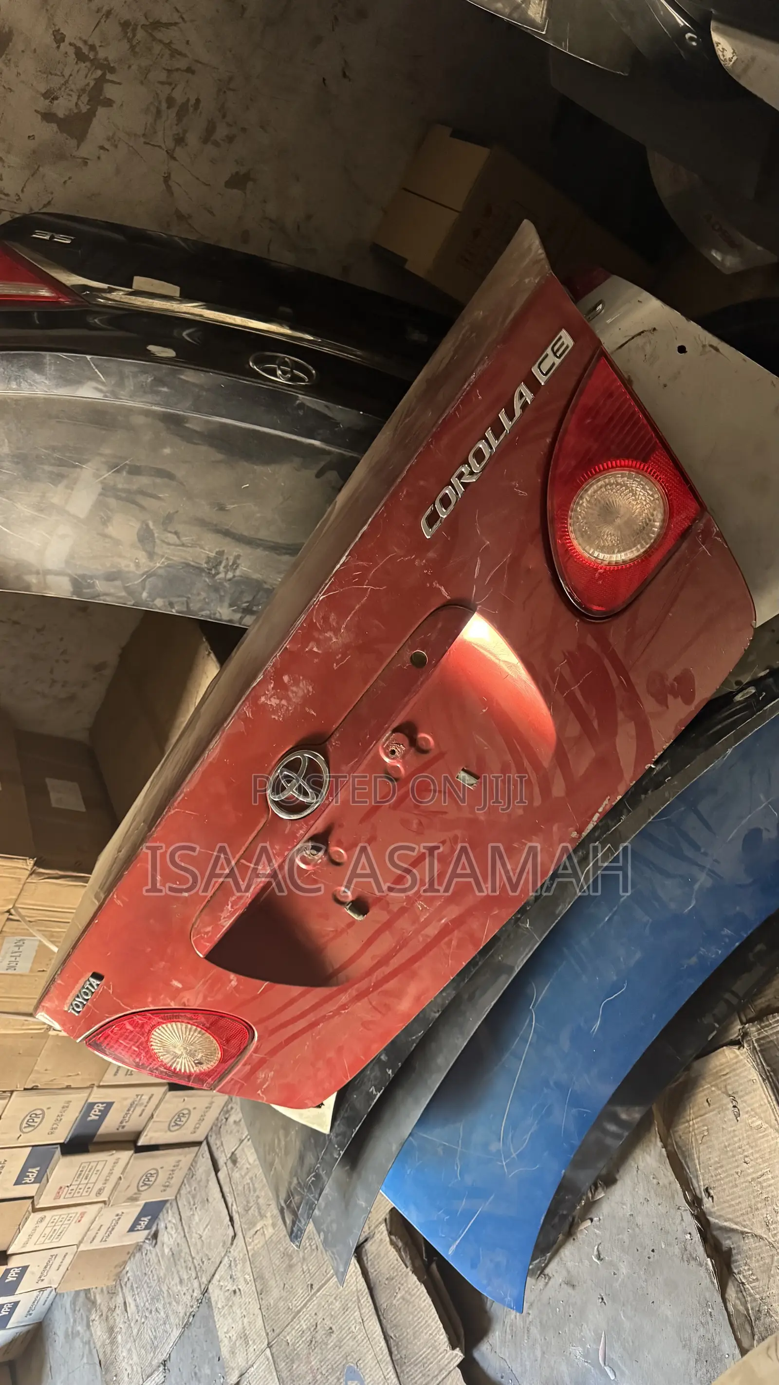 Toyota Corolla 2003,2004,2005,2006,2007,2008 Boot / Tailgate Complete