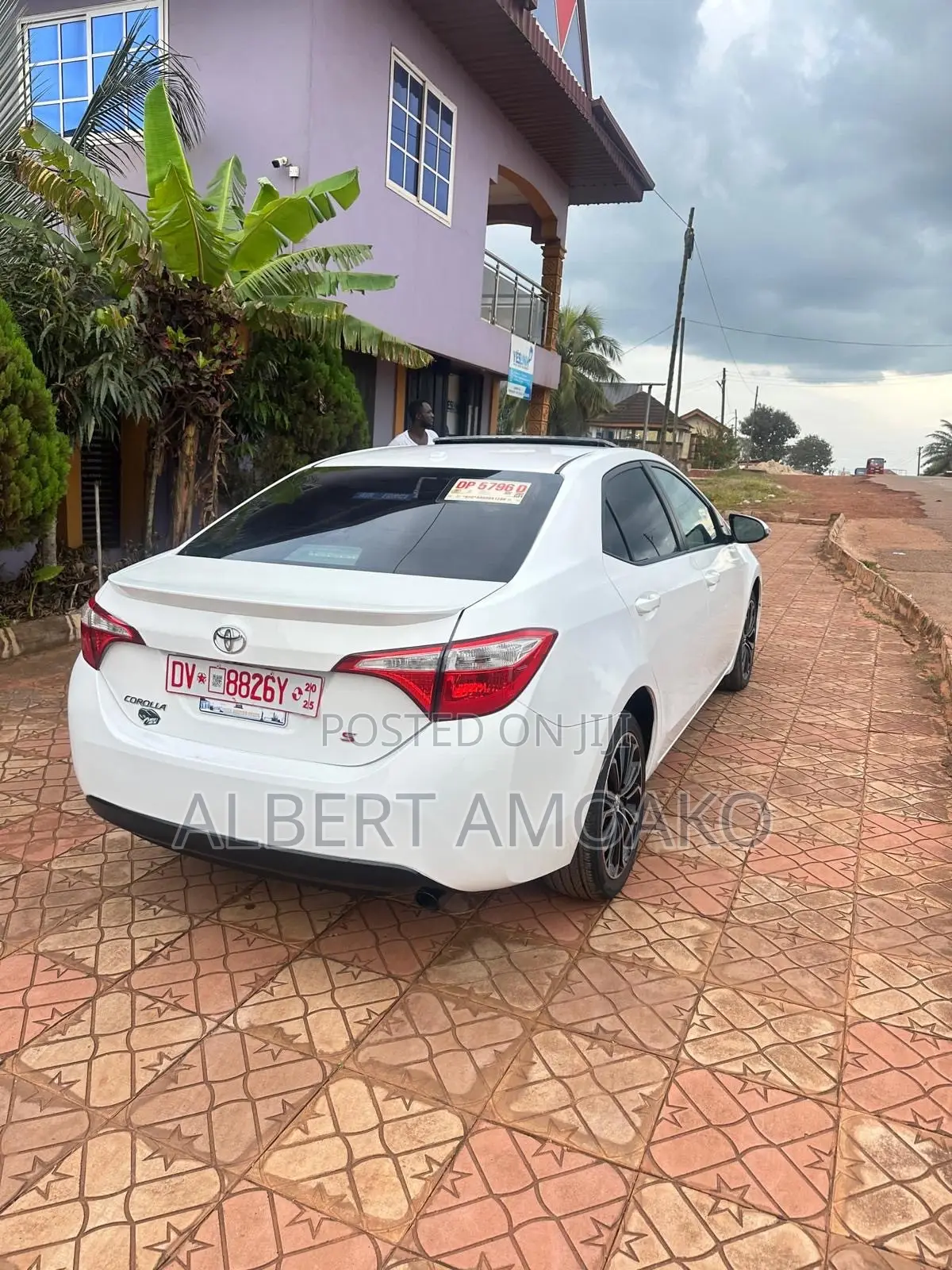 Toyota Corolla S 4dr Sedan (1.8L 4cyl CVT) 2016 White