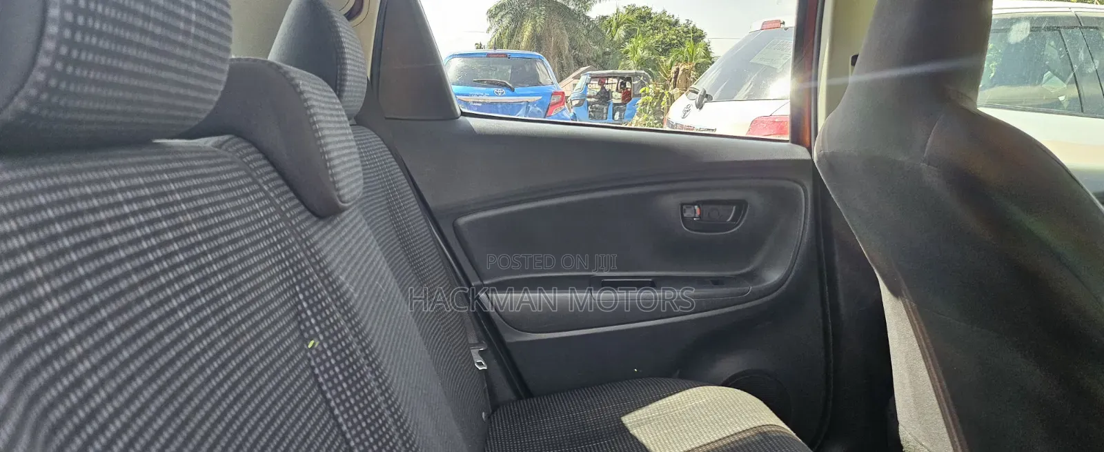 Toyota Vitz 2016 Brown