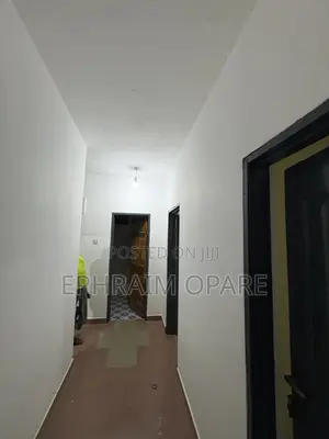 2bdrm Apartment in Lake Side Estate for rent