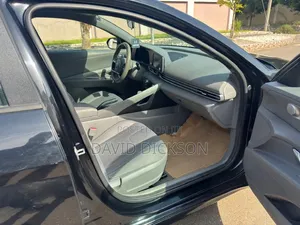 Hyundai Elantra 2022 Black
