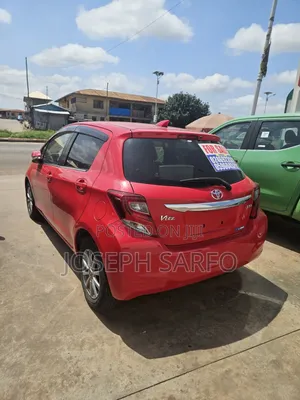 Toyota Vitz 1.3 AWD 5dr 2015 Red