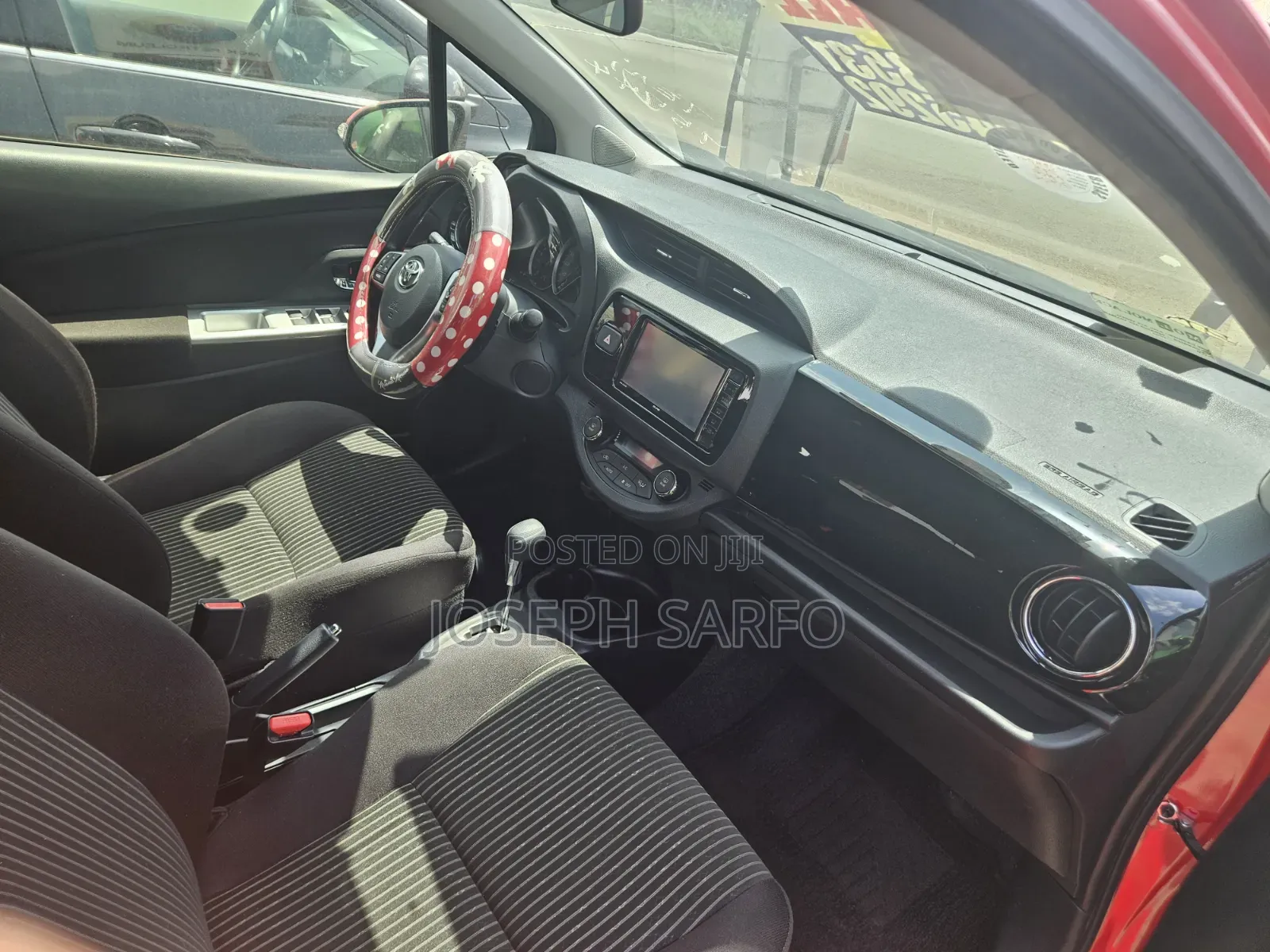 Toyota Vitz 1.3 AWD 5dr 2015 Red