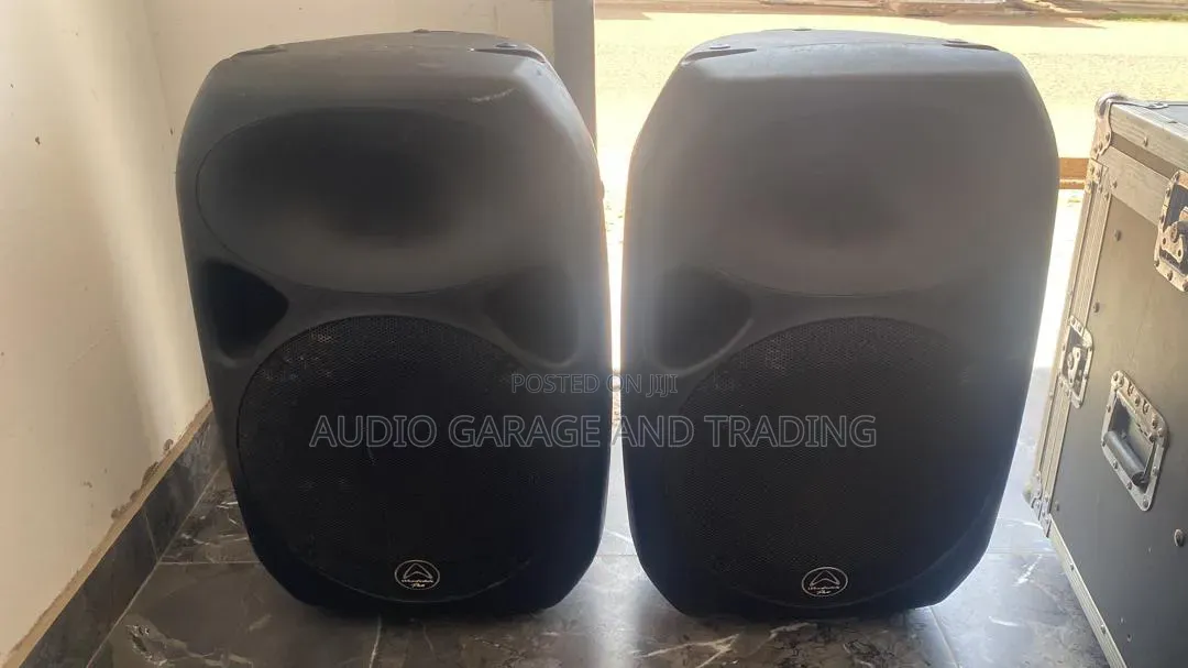 Wharfadele 15 Inch Active Mid Monitor