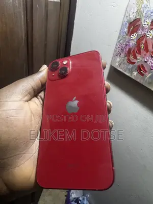 Apple iPhone 13 128 GB Red