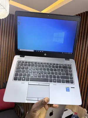 Laptop HP EliteBook 840 G2 8GB Intel Core i5 HDD 500GB