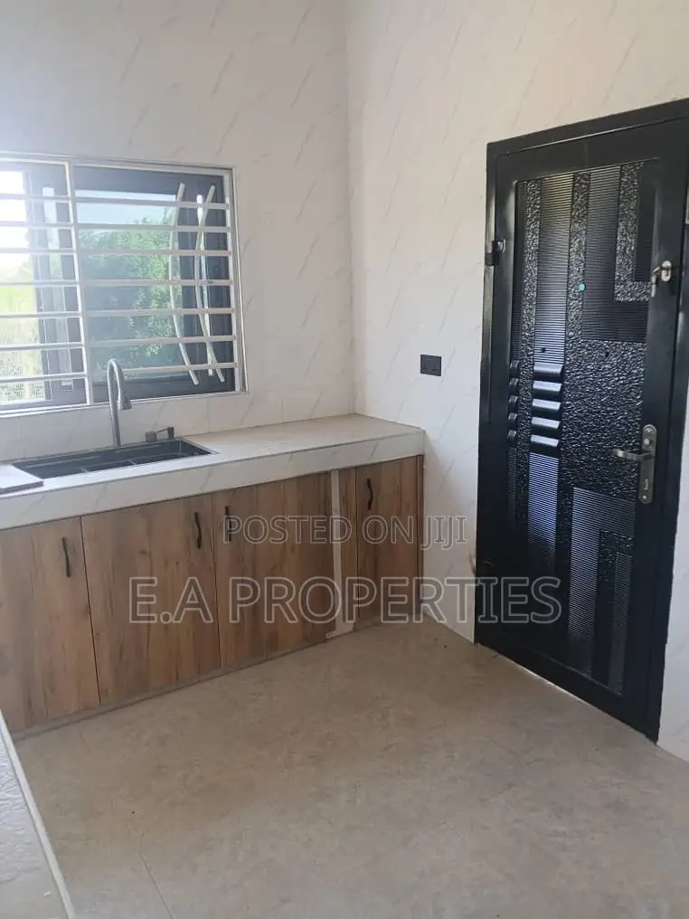 2bdrm Apartment in E A Properties, Ga East Municipal for rent