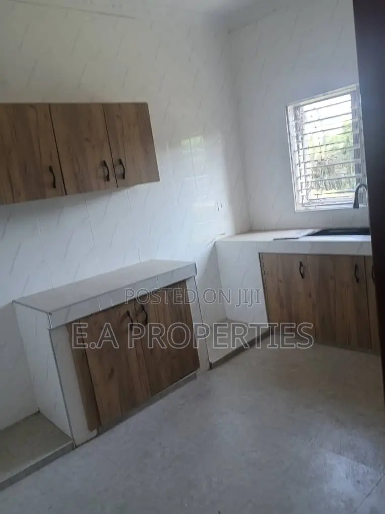 2bdrm Apartment in E A Properties, Ga East Municipal for rent