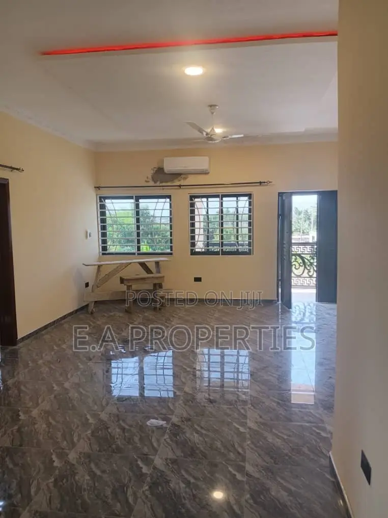 2bdrm Apartment in E A Properties, Ga East Municipal for rent