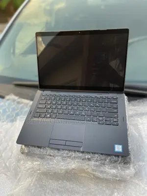 Laptop Dell Latitude 5300 2-in-1 8GB Intel Core i5 SSD 256GB