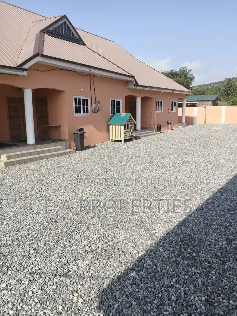 2bdrm House in E A Properties, Ga East Municipal for rent