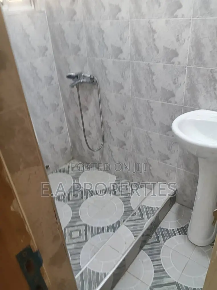 2bdrm House in E A Properties, Ga East Municipal for rent