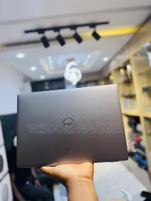 Laptop Dell Latitude 7450 32GB Intel Core Ultra 7 SSD 512GB