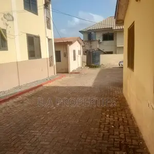 2bdrm Apartment in E A Properties, SSNIT Flats for rent