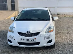 Toyota Belta 2010 White
