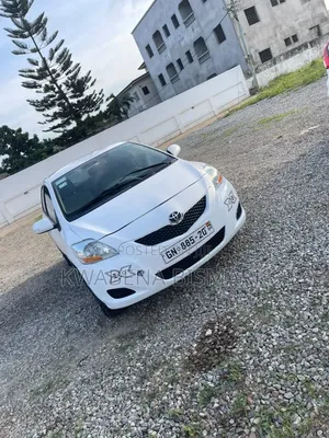 Toyota Belta 2010 White