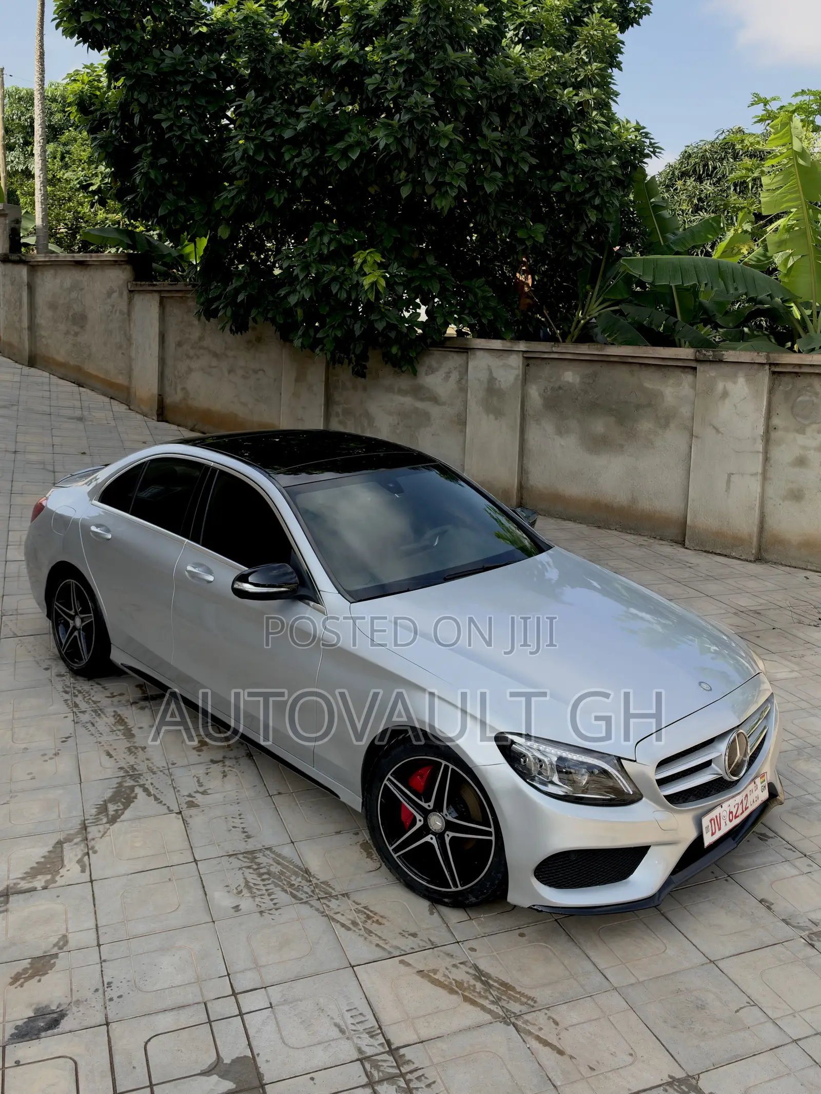 Mercedes-Benz C300 2017 Silver