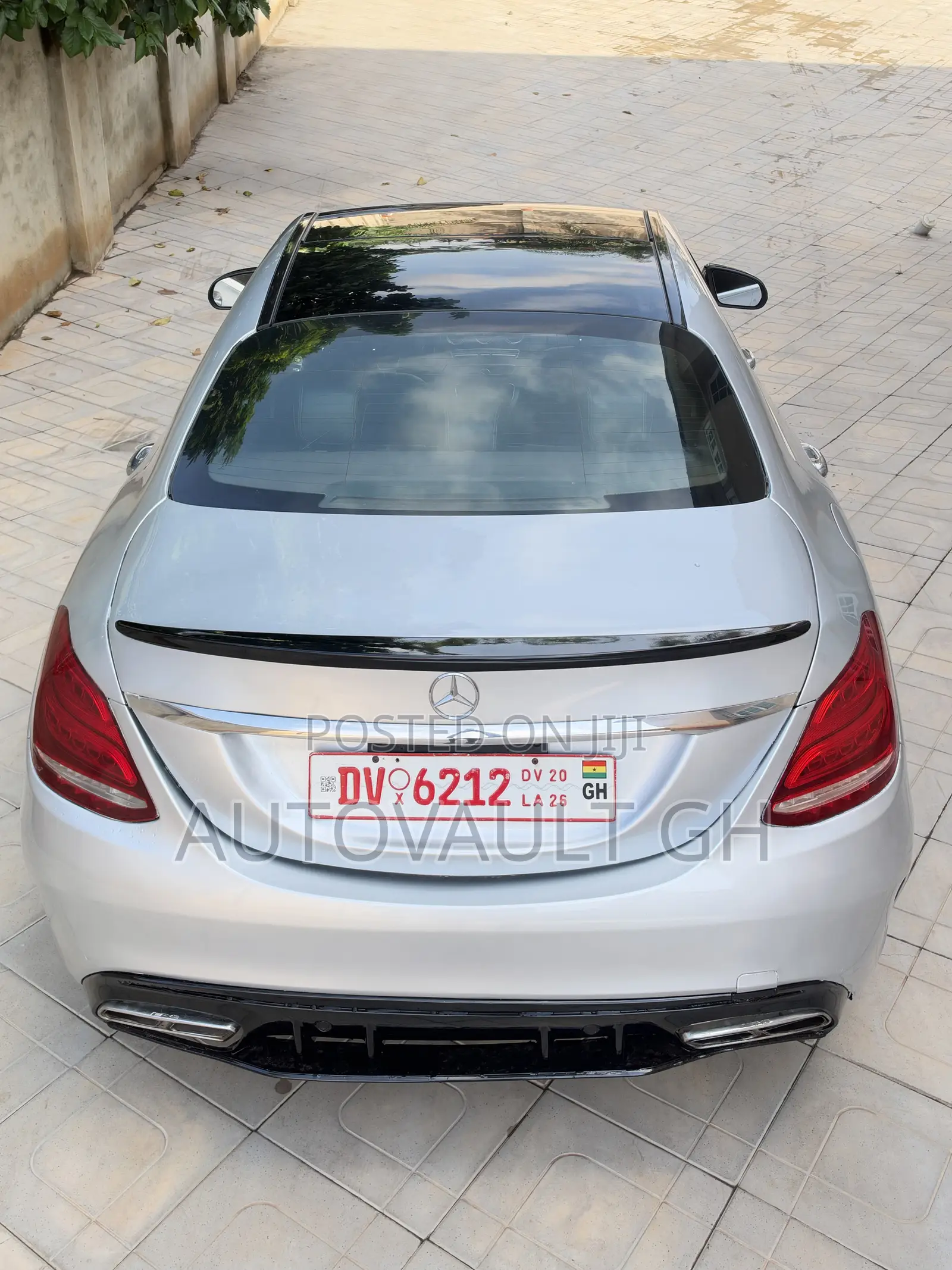 Mercedes-Benz C300 2017 Silver