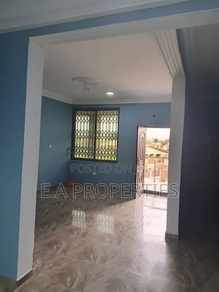 2bdrm Apartment in E A Properties, Frafraha for rent