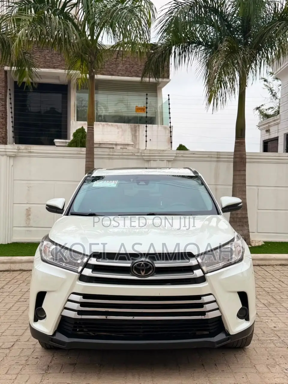 Toyota Highlander LE 2019 White