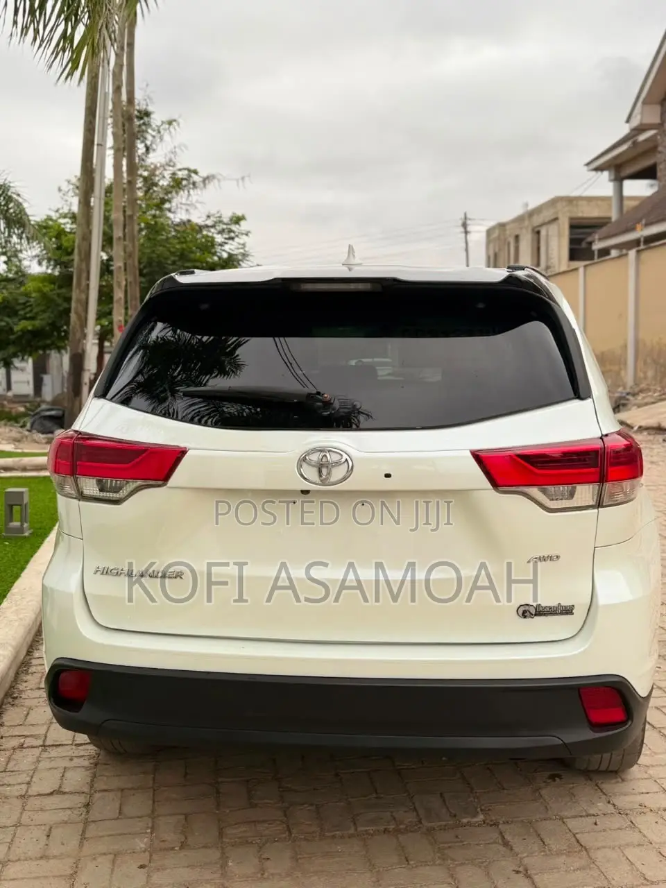 Toyota Highlander LE 2019 White