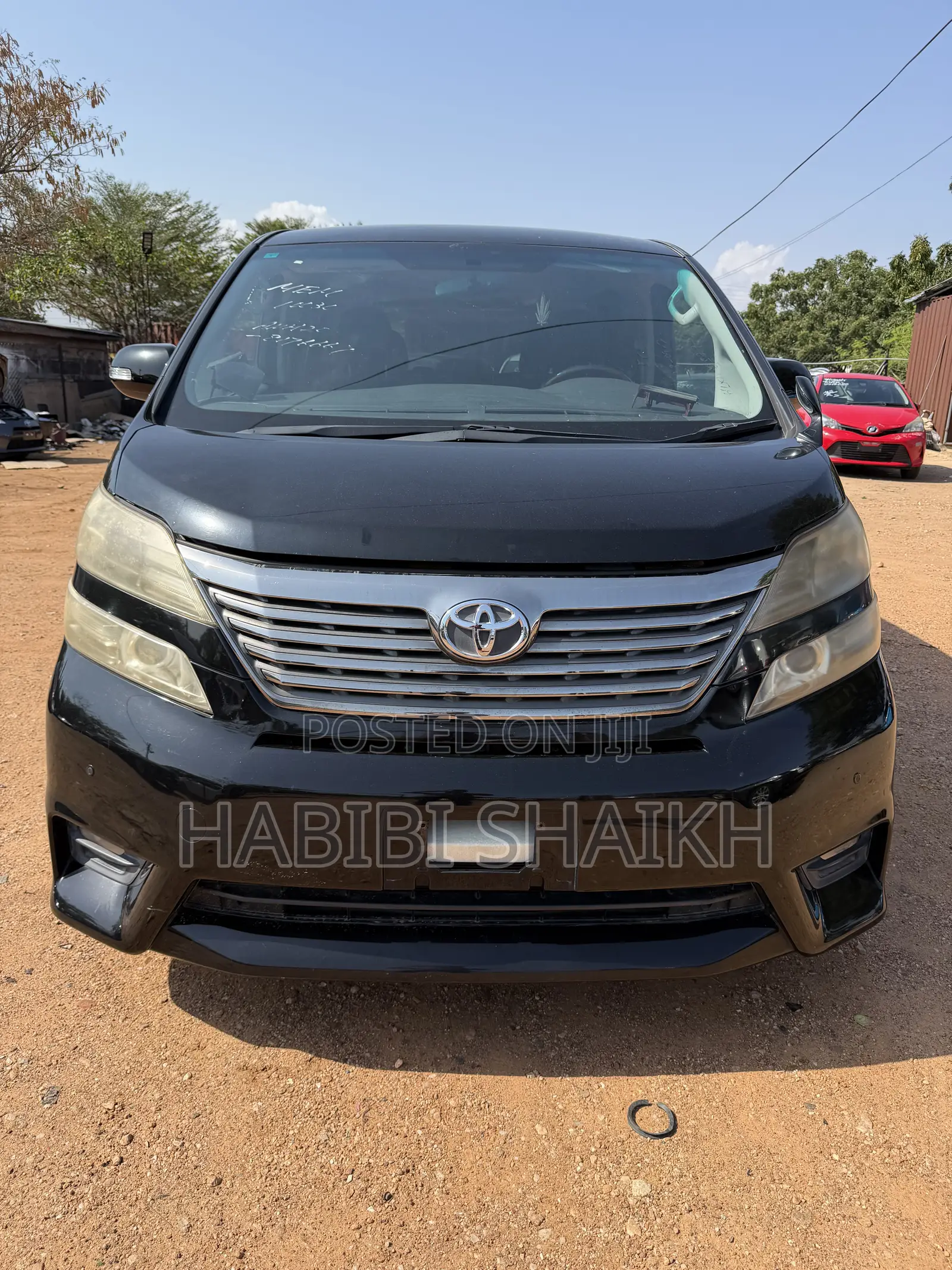 Toyota Vellfire Z 2.4 FWD 8-Seater 2011 Black