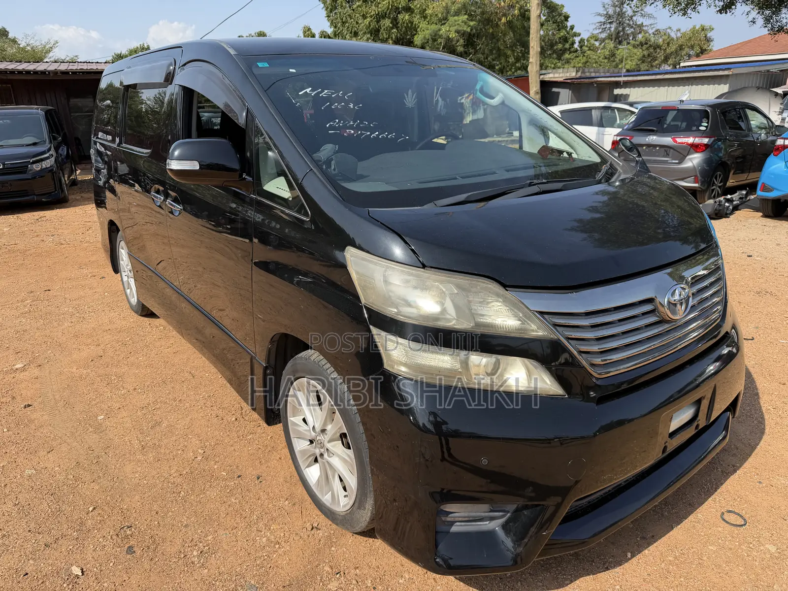 Toyota Vellfire Z 2.4 FWD 8-Seater 2011 Black
