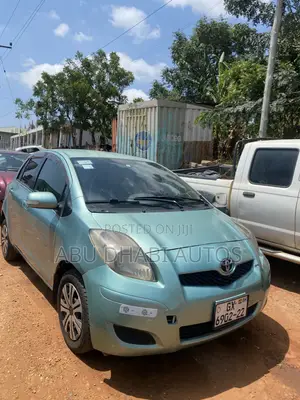 Toyota Vitz 1.3 AWD 5dr 2010